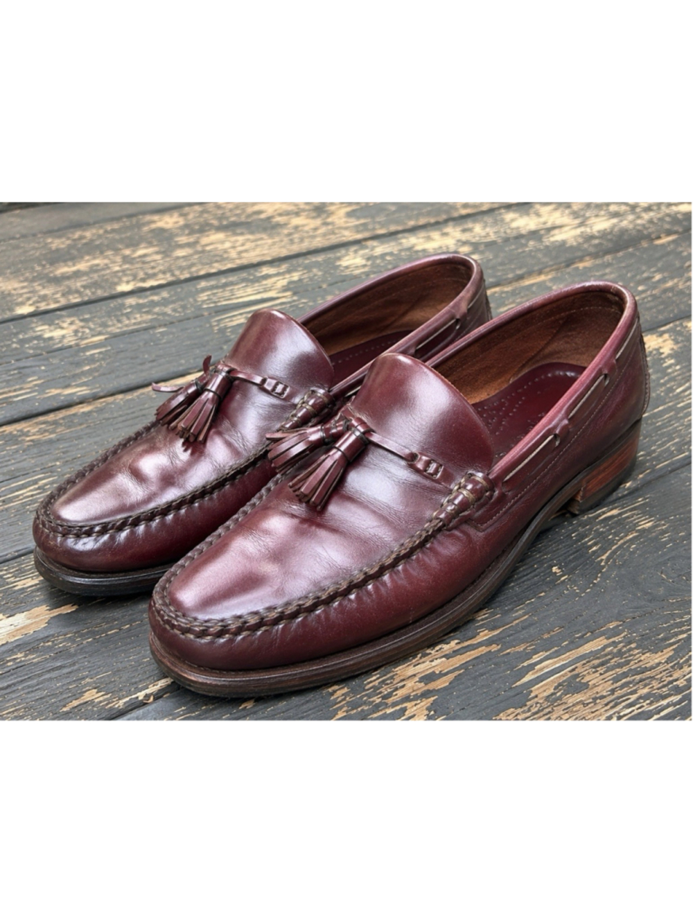Bass Weejuns Oxblood Tassel Loafers Mens 7.5 D Womens 9 Leather USA Vibram